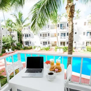 Aventura With Tropical Pool Playa Los Corales Hotel Punta Cana