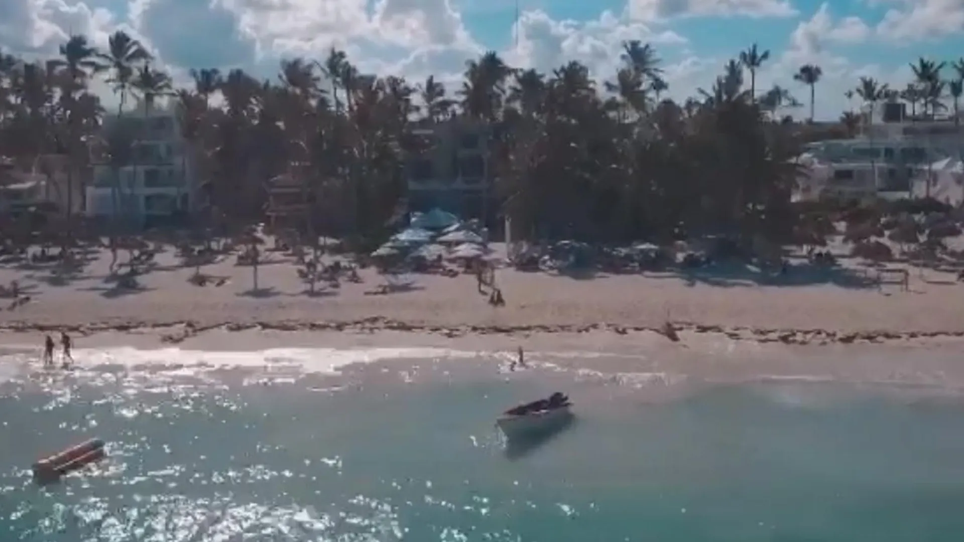 ***** Hotel Vacation Studios With Rooftop Pool, Beach Club, Restaurants - Playa Los Corales Punta Cana Dominican Republic
