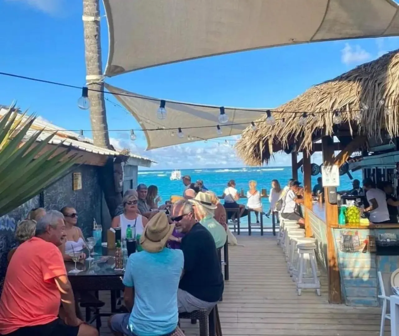 ***** Hotel Vacation Studios With Rooftop Pool, Beach Club, Restaurants - Playa Los Corales Punta Cana Dominican Republic